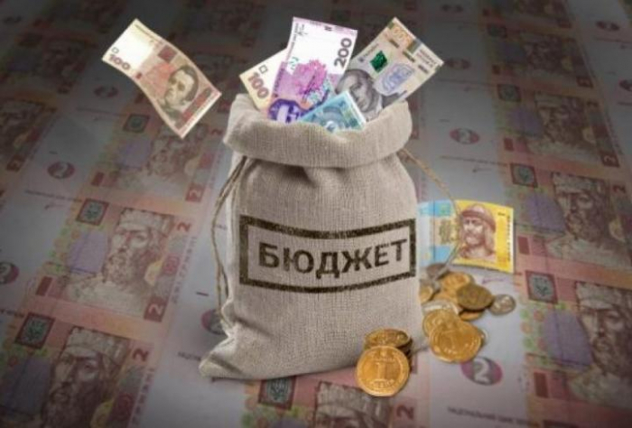 Серед лідерів з виконання бюджету за півріччя - Ужгород, Виноградівщина і Тячівщина, Мукачево й ОТГ - на останній парті