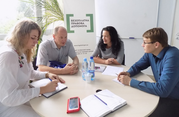 Консультативна місія Європейського Союзу в Україні провела в Ужгороді круглий стіл для правоохоронців, суддів та адвокатів