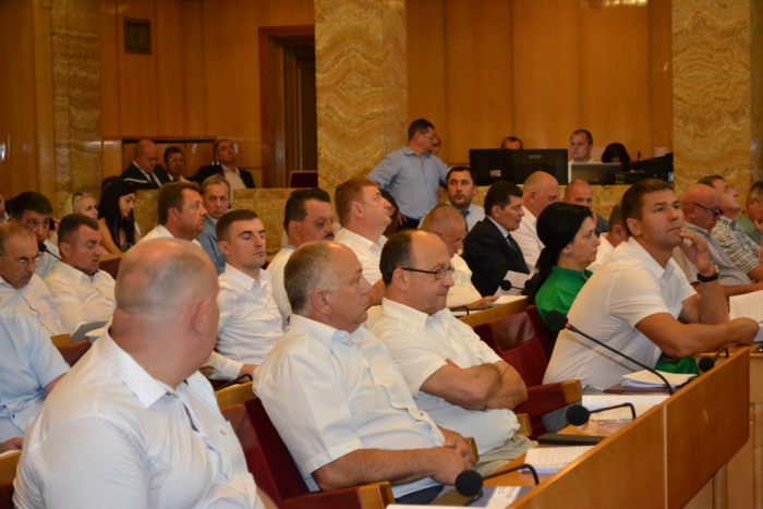 Обласні обранці Закарпаття опікуються вирішенням проблемних питань своїх виборців