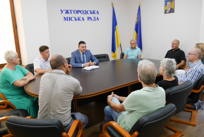 Заступник мера Ужгорода Олександр Білак поспілкувався з художниками з міста-побратима Дармштадта