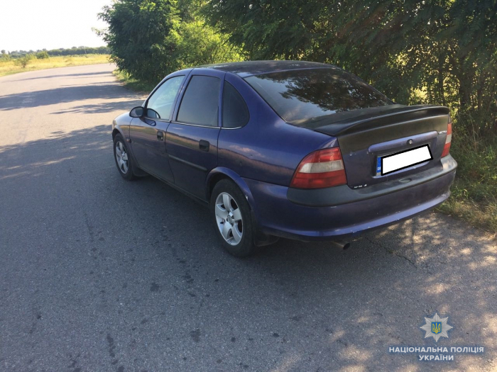 Поліція Закарпаття затримали двох п’яних водіїв, один з яких чинив опір правоохоронцям