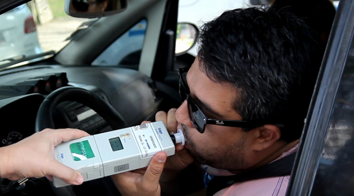 Традиційна рубрика на дорогах Закарпаття: за добу копи затримали двох п’яних водіїв, один з яких попадається не вперше