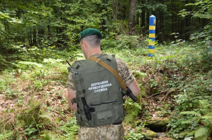 Вся справа у квадрокоптері: прикордонники розповіли свою версію побиття рахівськими контрабандистами