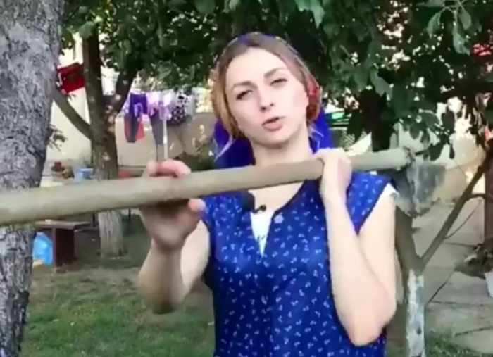 Сезон відкрито: закарпатка показала, як правильно треба копати картоплю