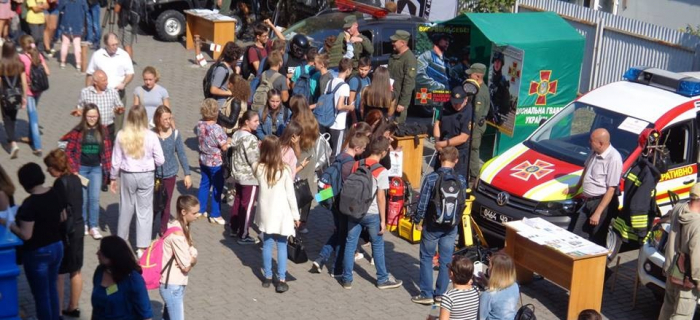 Робота є: на Ярмарку Кар’єри в Ужгороді роботодавці пропонували близько 500 вакансій