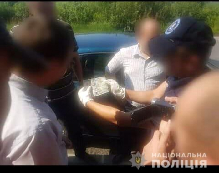 Справи щодо закарпатських посадовців-хабарників скеровано до суду