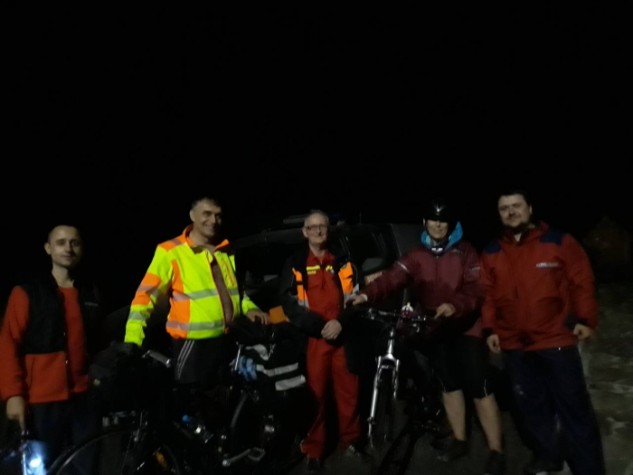 Закарпатські рятувальники відшукали в горах двох заблукалих туристів з Чехії