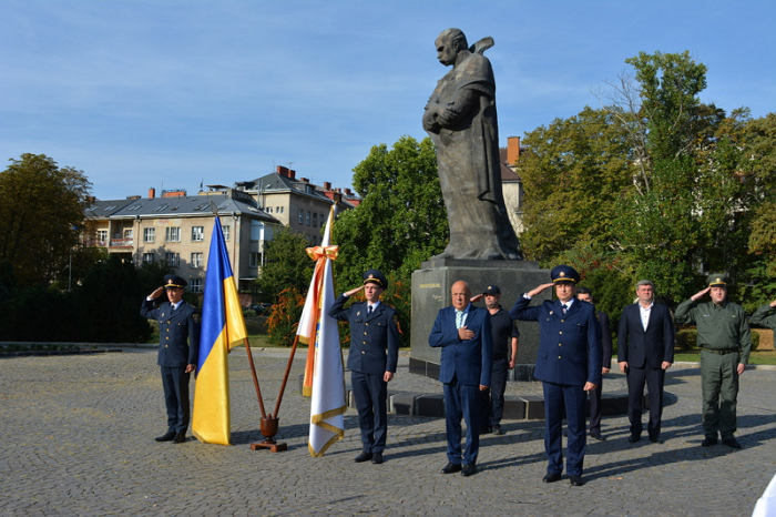 Надзвичайники Закарпаття святкують свій професійний праздник