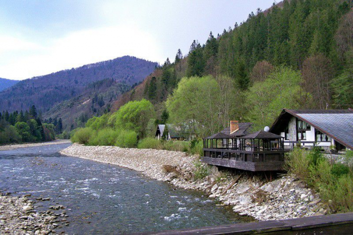 Четвер на Закарпатті буде "чистим" — опадів не обіцяють 