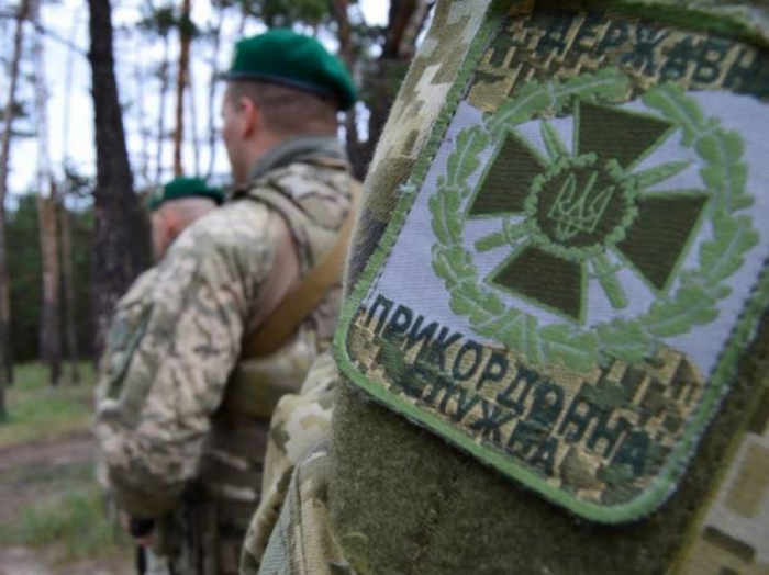 Двох азіатів, що мріяли про ЄС, затримали стражі кордону поблизу Ужгорода