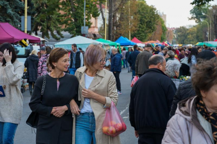 Ярмарок «Золота осінь» проходить в Ужгороді (ВІДЕО)