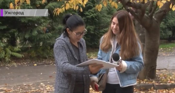 Закарпатці можуть придбати календарі «благодійності» на новий рік від організації «Барбос»