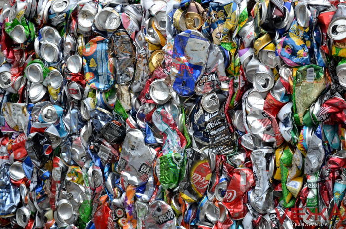 Здати скло, поліетилен, пластик, папір може кожен житель Ясіня на Рахівщині