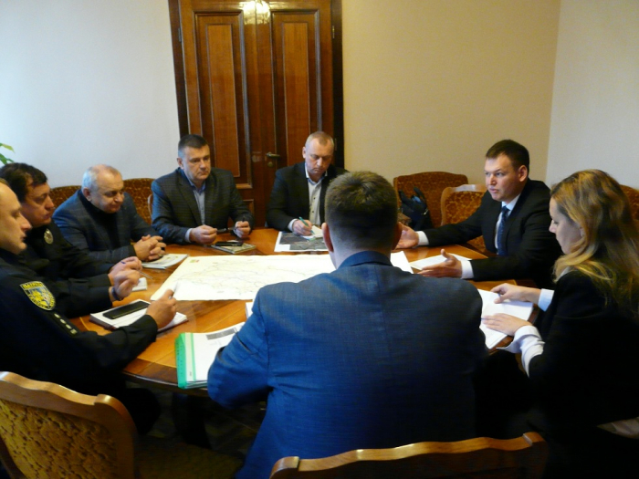 Маршрути руху великогабаритних вантажівок у напрямку Дякова буде змінено