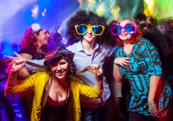 Bozdosh DISCO "Yellow Submarine": в Ужгороді щосуботи та щоп'ятниці - вечірки у стилі 80-х 90-х років