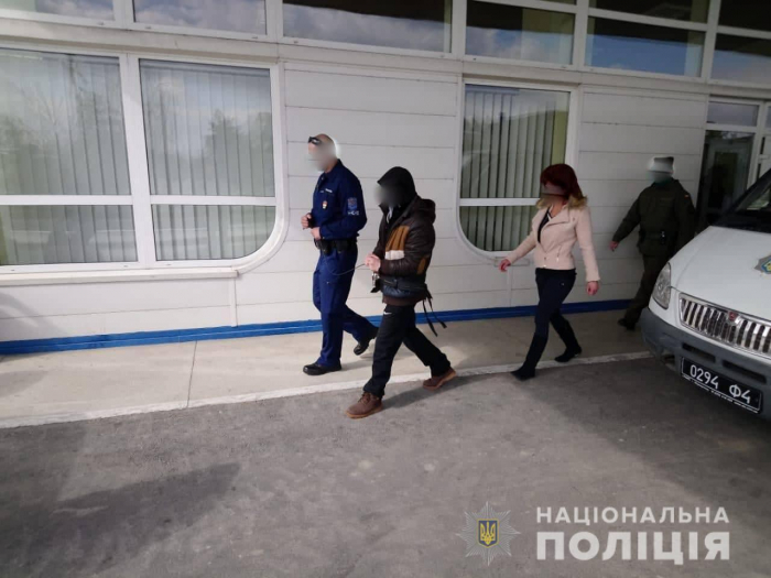 Операція "Мігрант" на Закарпатті: проведення екстрадицію іноземця, що скоїв злочин на території сусідньої держави