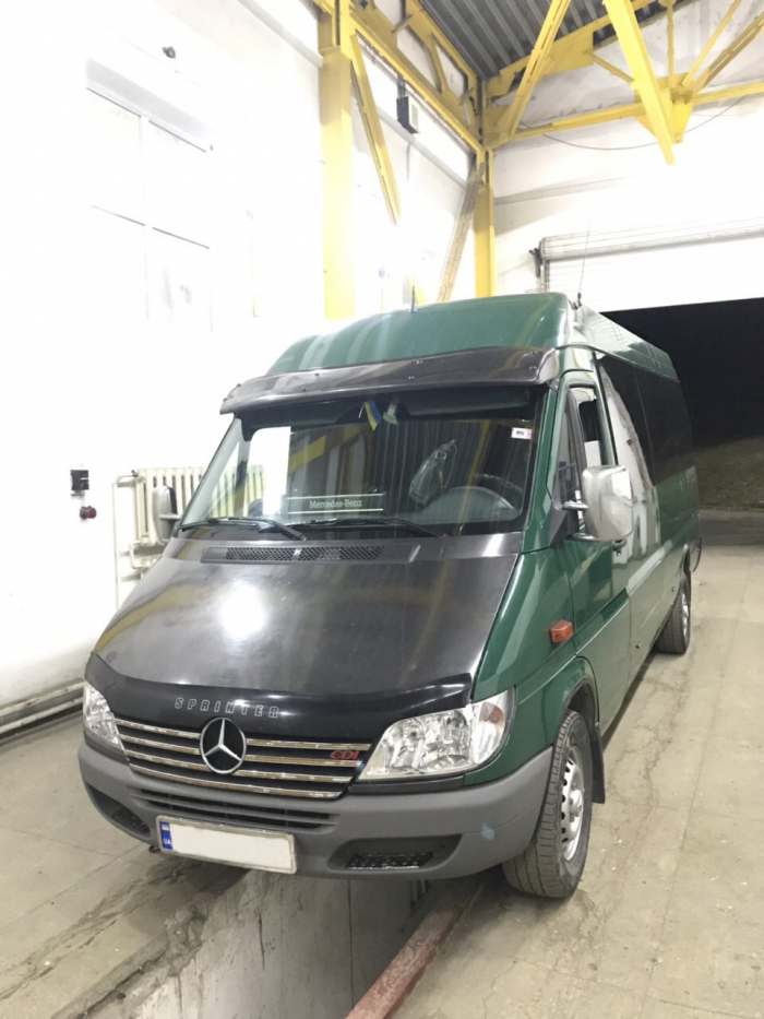 «MERCEDES SPRINTER» вартістю понад 230 тис. грн залишився на Закарпатській митниці