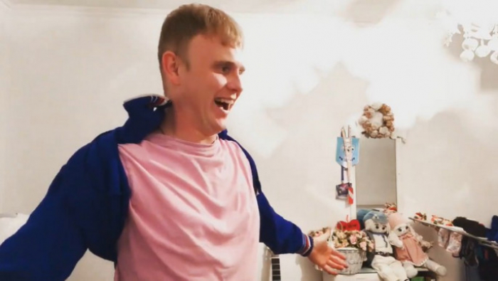 "Ти – Хіросіма, а я – ядерна бомба": з'явилася нова пародія на відому закарпатську пару (ВІДЕО)