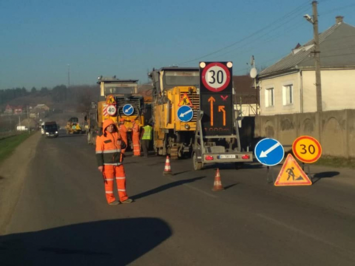 На дорозі «Мукачево – Рогатин» почали попередні ремонтні роботи 