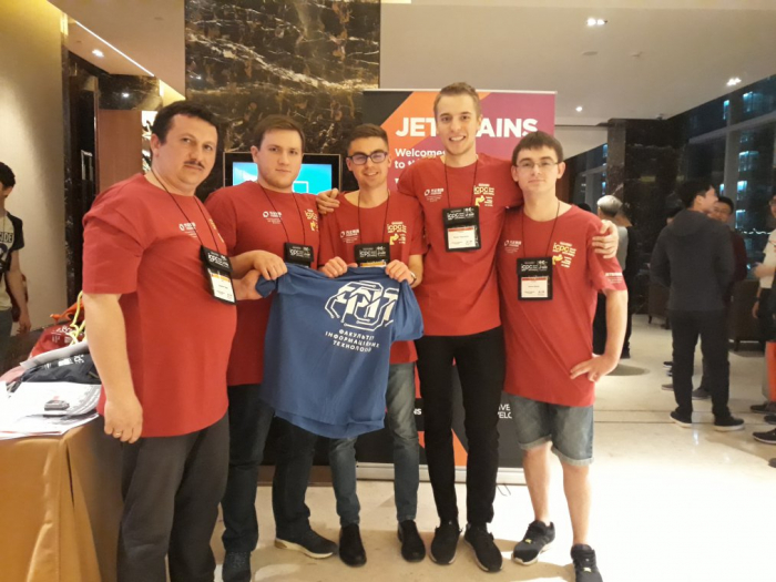 Ігор Повхан: Навчатися на факультеті інформаційних технологій і брати участь у світових олімпіадах з програмування не тільки престижно, але й корисно