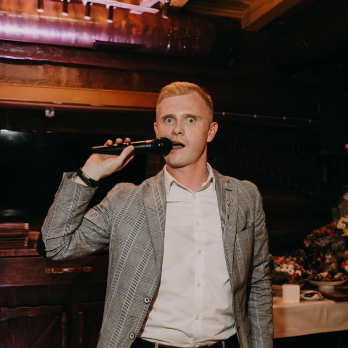 "На заробітки, на Чехи. У тебе три "да": ловіть нову порцію гумору від відомого закарпатського коміка! (ВІДЕО)