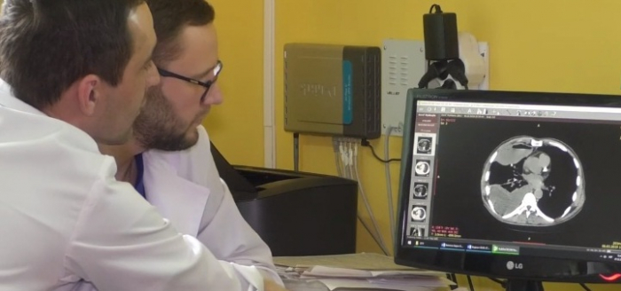 Ужгородські торакальні хірурги щороку дають нове дихання майже чотирьом сотням людей.