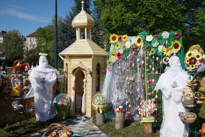 55 тематичних композицій представили в рамках фестивалю "Воскресни, писанко!"