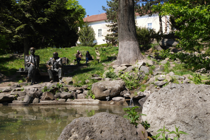 В Ужгороді запрацювали всі фонтани: місто гарнішає на очах!