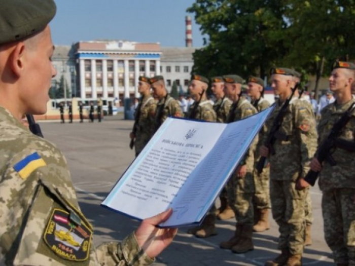 Стало відомо, скільки ужгородців та жителів району отримають повістки найближчим часом