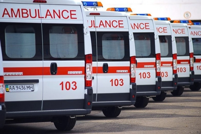 У центрі Хуста померла жінка. Що спричинило смерть? (ВІДЕО)