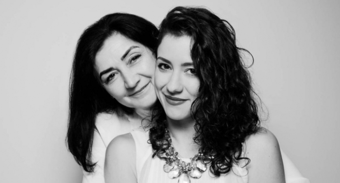 "Скажи мамі дякую" – п’ять відомих закарпаток про своїх мам