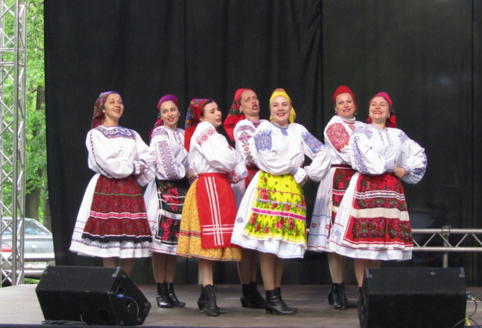 Весело і смачно: фестиваль-ярмарок "Сонячний напій" триває!