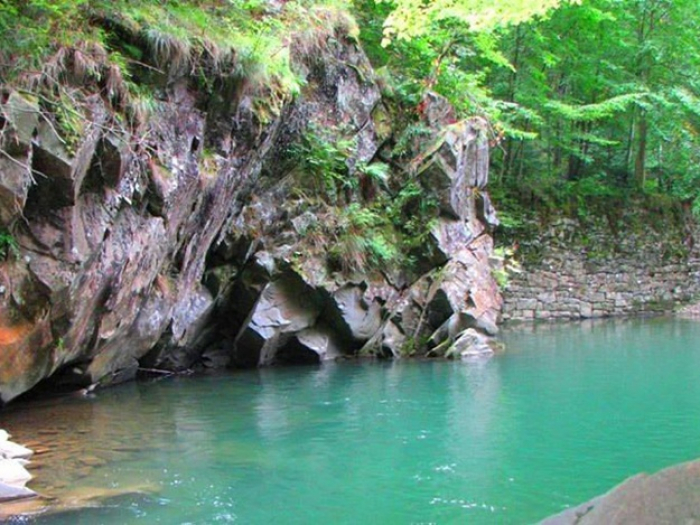 Закарпатців запрошують відвідати “Блакитну лагуну”