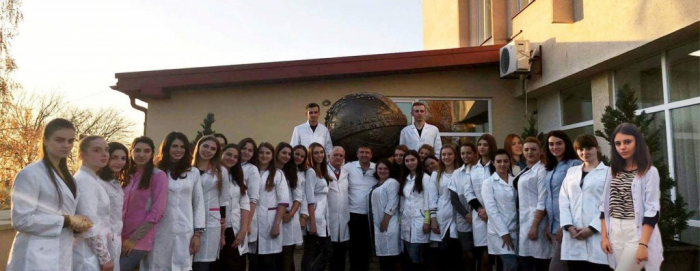 Декан факультету УжНУ Євген Костенко: Стоматологія одна із небагатьох спеціальностей, яка дозволяє працювати самостійно