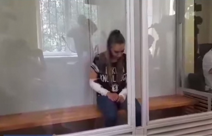 Резонансна ДТП в Ужгороді: за допуск дівчини, яка не мала водійського посвідчення, до керування Porsche, відкрито кримінальну справу