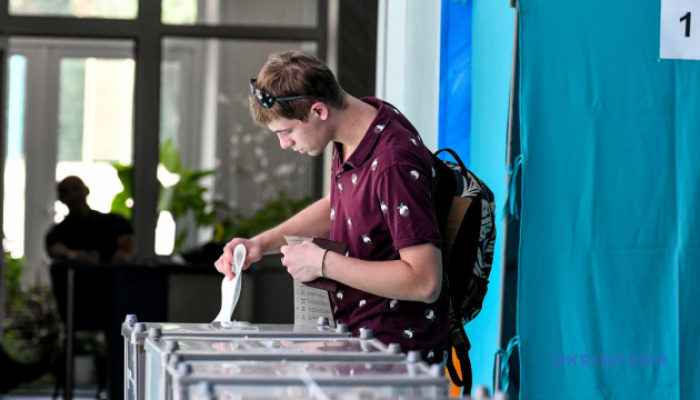 Вибори до ВР: чи задоволені ужгородці результатами позачергового волевиявлення? (ВІДЕО)