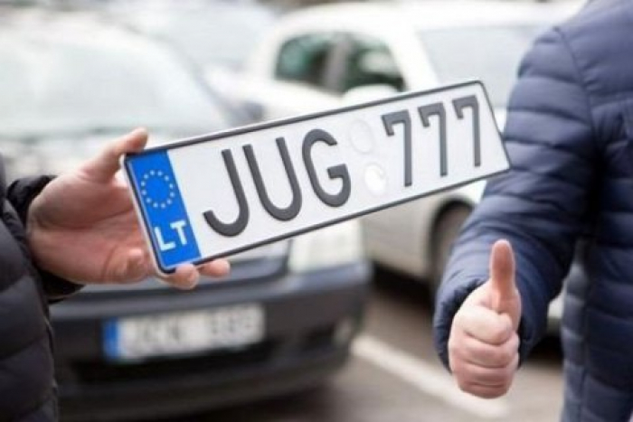 Закарпатцям до уваги: залишається місяць до штрафів за керування автомобілями з іноземною реєстрацією