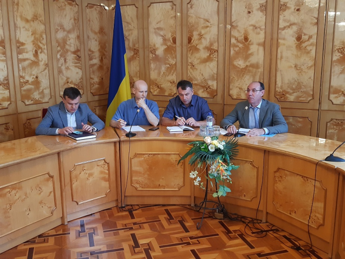 У Закарпатській ОДА обговорили розвиток лісової галузі: головні тези