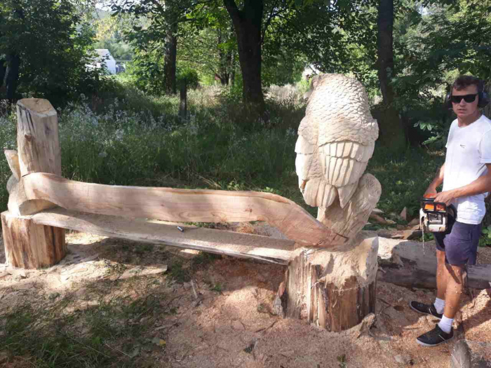 Вражаючі композиції поповнюють Алею Різьби на Рахівщині 