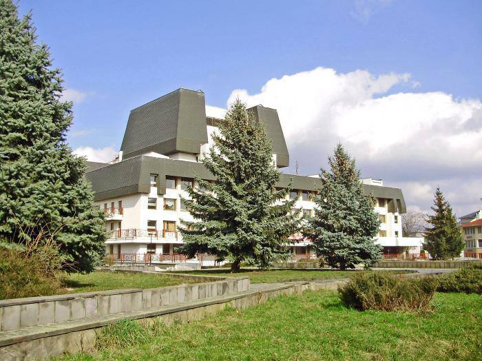 Суд підтвердив позицію Ужгородської міськради: забудовувати ділянки біля драмтеатру не можна