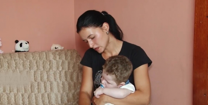 Закарпатців просять подарувати повноцінне життя маленькому Адамчику з Виноградівщини