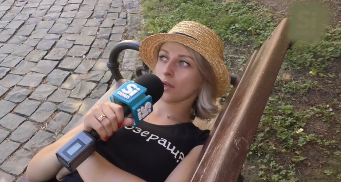 Після короткої відпустки Галюнчик знову в ефірі! Дивіться "Новини від Галини" по-закарпатськи