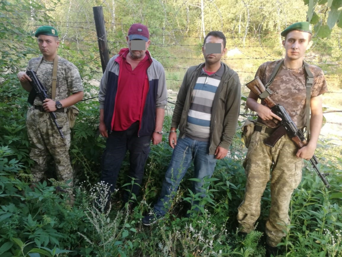 В Ужгородському районі затримали нелегалів