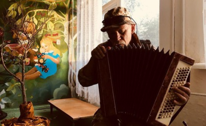 Сьогодні прем'єра фільму "Іловайськ", де знявся ужгородський актор Олександр Мавріц