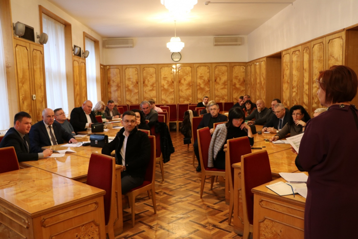 Заклади охорони здоров’я Закарпаття повинні бути готові на 100% до контрактування до лютого