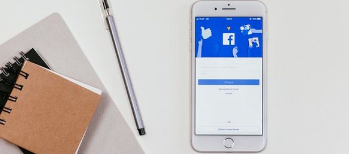 Зависли у Facebook? Ужгород – на третьому місті в Україні за популярністю кориcтуванням соцмережі