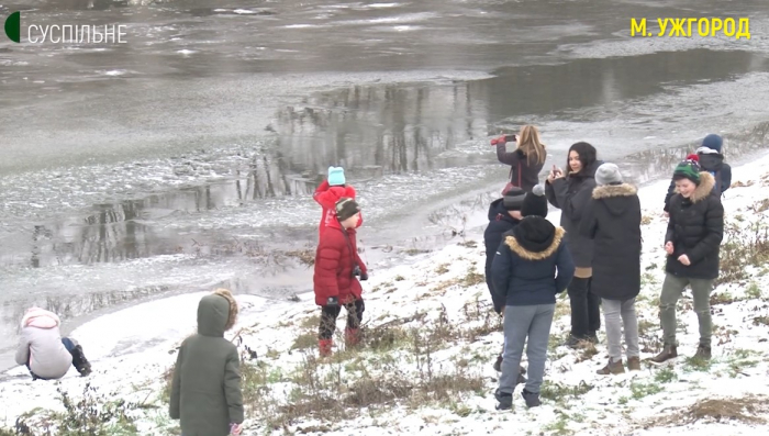 "Зелена школа": в Ужгороді діти вчилися фотографувати природу
