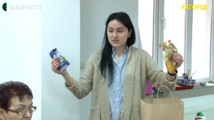 Близько 20-ти ужгородців взяли участь у майстер-класі із сортування сміття