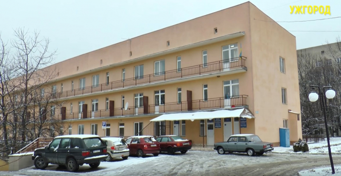 П’ять спеціальних боксів на випадок коронавірусу має інфекційна лікарня Закарпаття