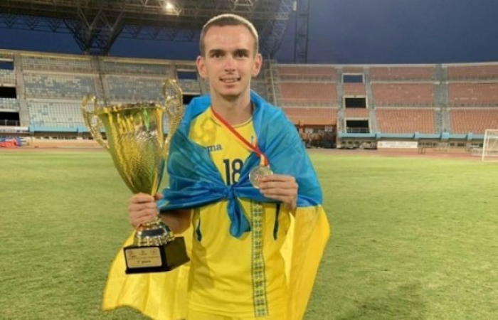Спортсмен із Закарпаття отримав стипендію від президента (ФОТО)